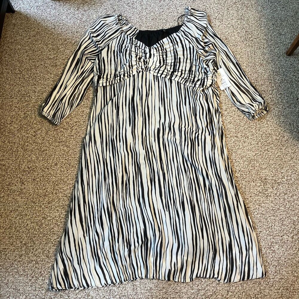 NWT Terra Sky Black Label Womens Chiffon Dress Plus Size 4X Black White Stripes